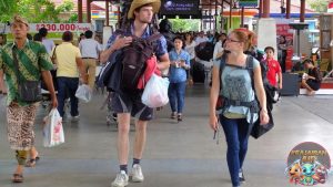 Bali Raup Turis Australia yang Gagal ke Eropa